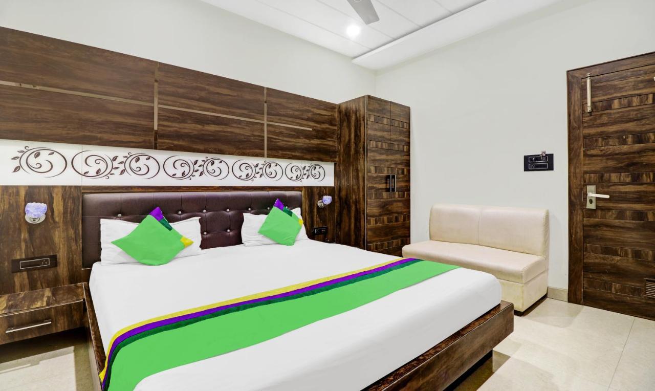 Itsy Hotels Anjali Mahal 500, Mtrs From Mathura Railway Station Exterior foto